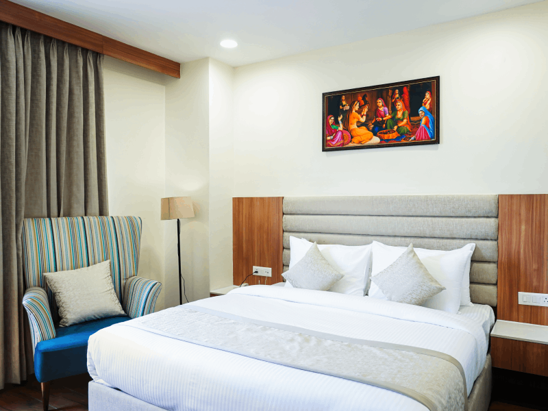 Suave Room